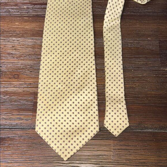 Giorgio Armani Yellow and Black Silk Tie - Picture 1 of 3